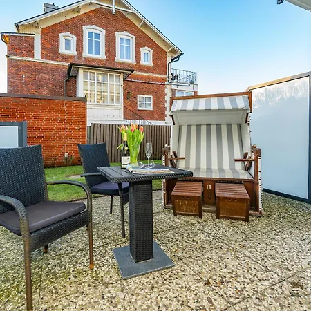 Apartment Dr-roß-straße 25, App 3